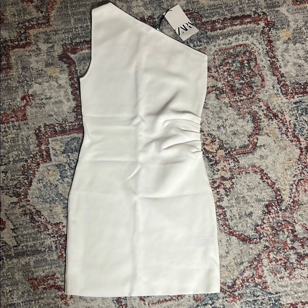 NWT…Zara One-Shoulder White Dress